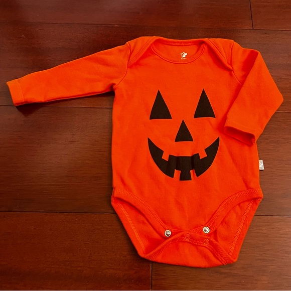 Long sleeve ๐ Jack-o-lantern ๐ Onesie - Picture 1 of 3